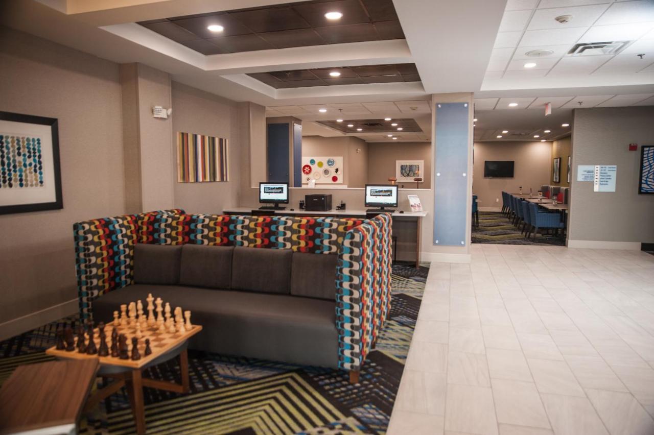 Holiday Inn Express Hotel & Suites Norfolk By Ihg Esterno foto