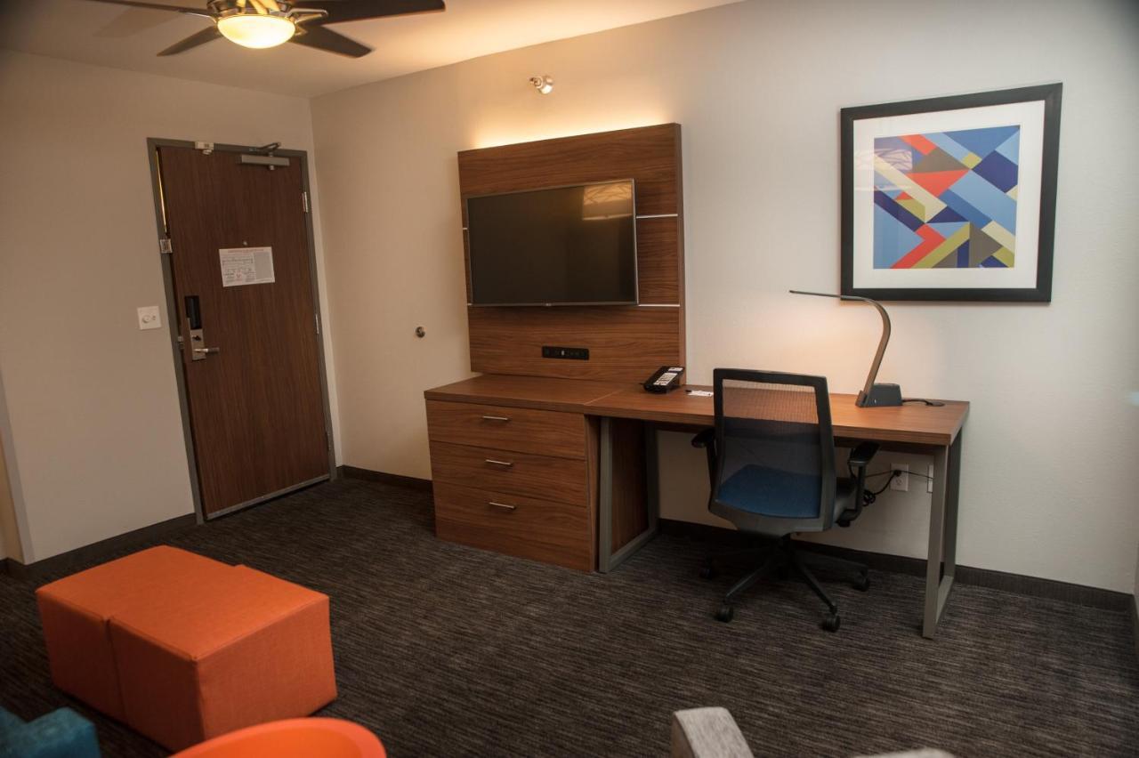 Holiday Inn Express Hotel & Suites Norfolk By Ihg Esterno foto
