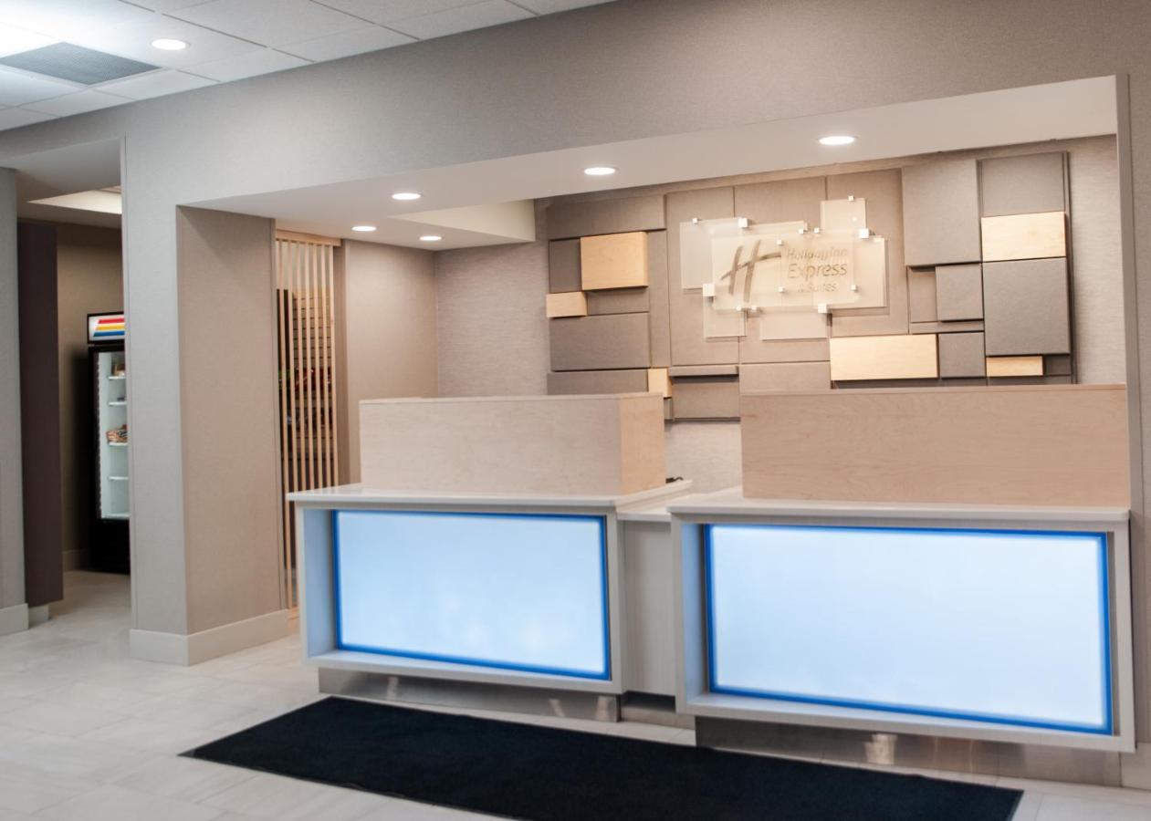 Holiday Inn Express Hotel & Suites Norfolk By Ihg Esterno foto