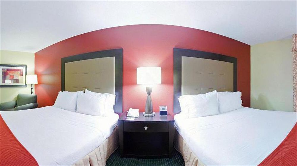 Holiday Inn Express Hotel & Suites Norfolk By Ihg Esterno foto